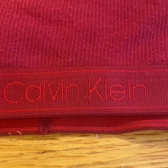 Calvin Klein Racerback Deep Red Bralette Large - Picture 3 of 5